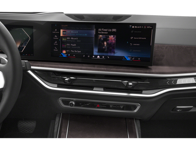 2026 BMW X7 M60i M60i
