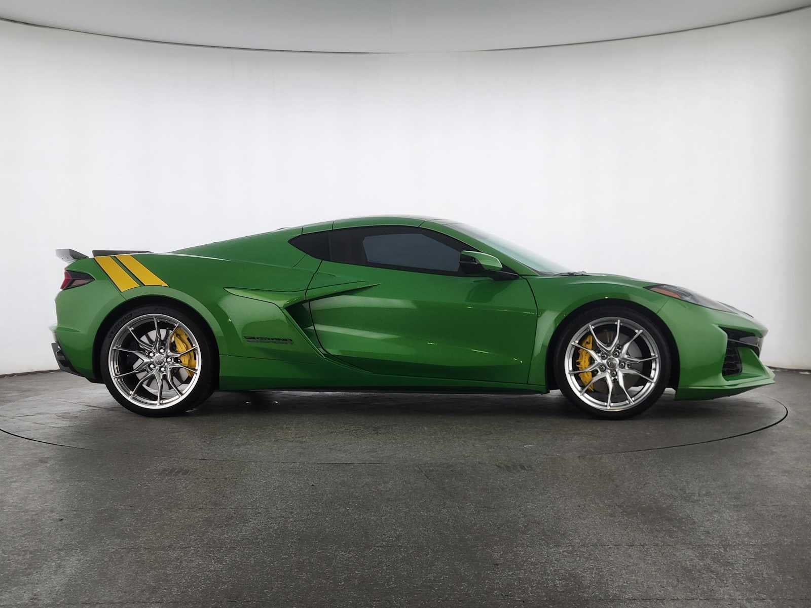 2027 Chevrolet Corvette Grand Sport 2LT