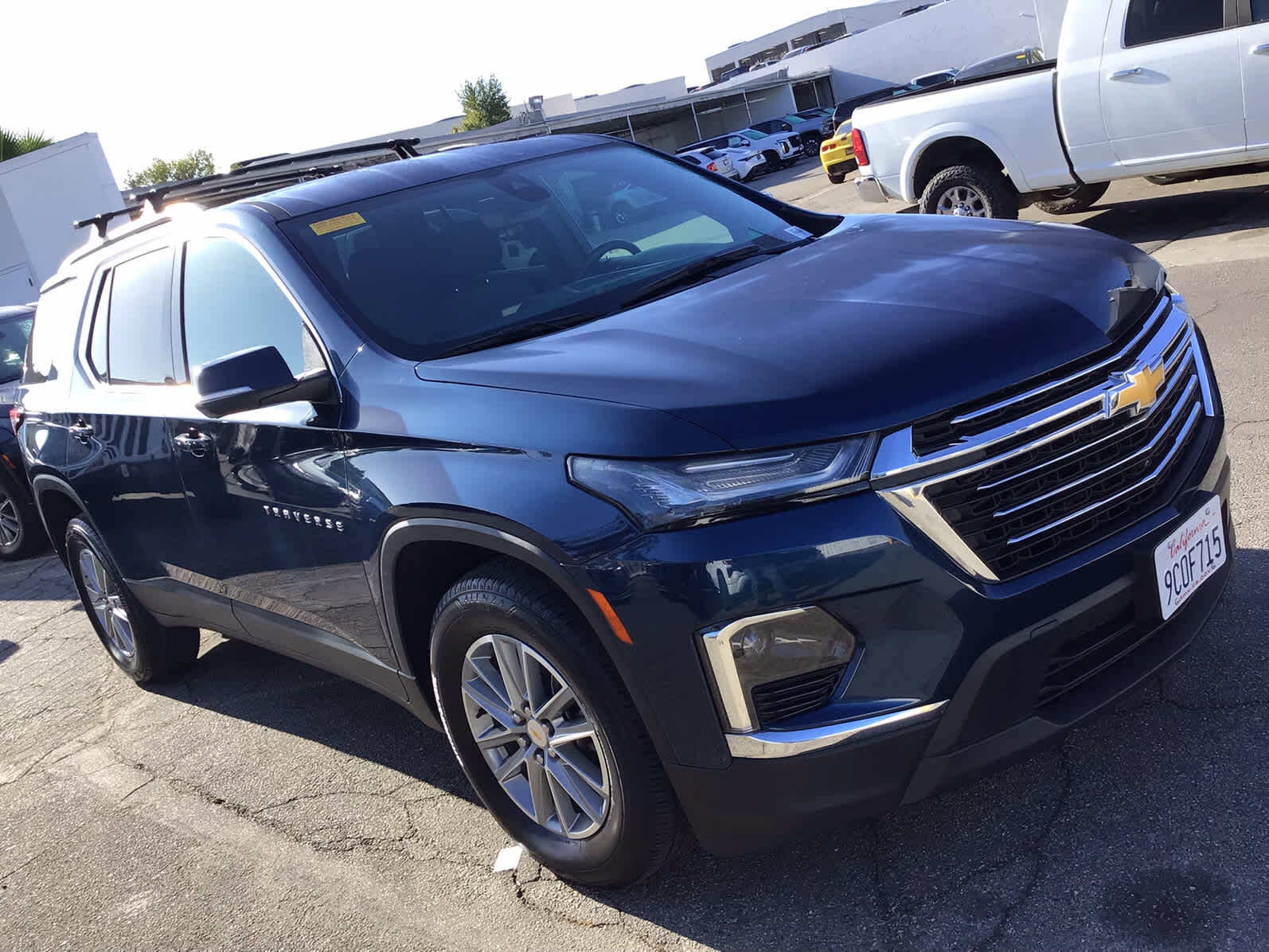 2023 Chevrolet Traverse LT Cloth