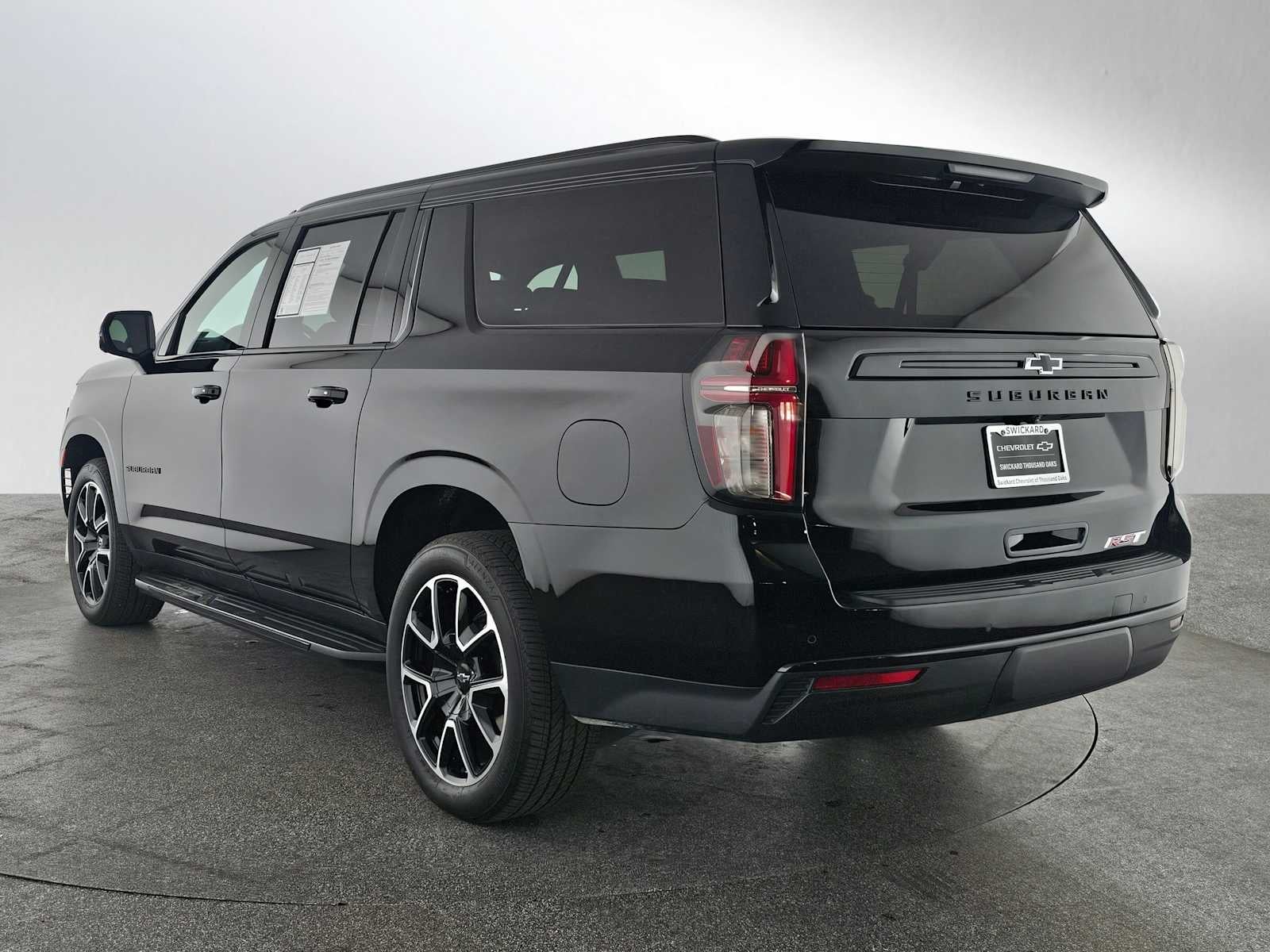 2024 Chevrolet Suburban RST