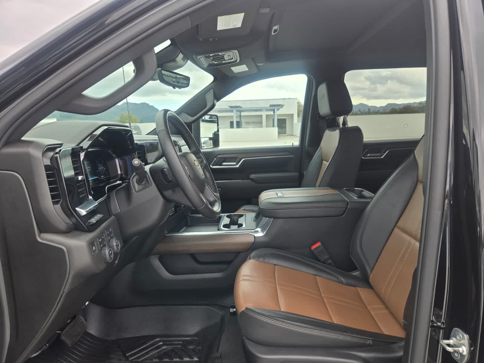 2025 Chevrolet Silverado 3500 HD High Country