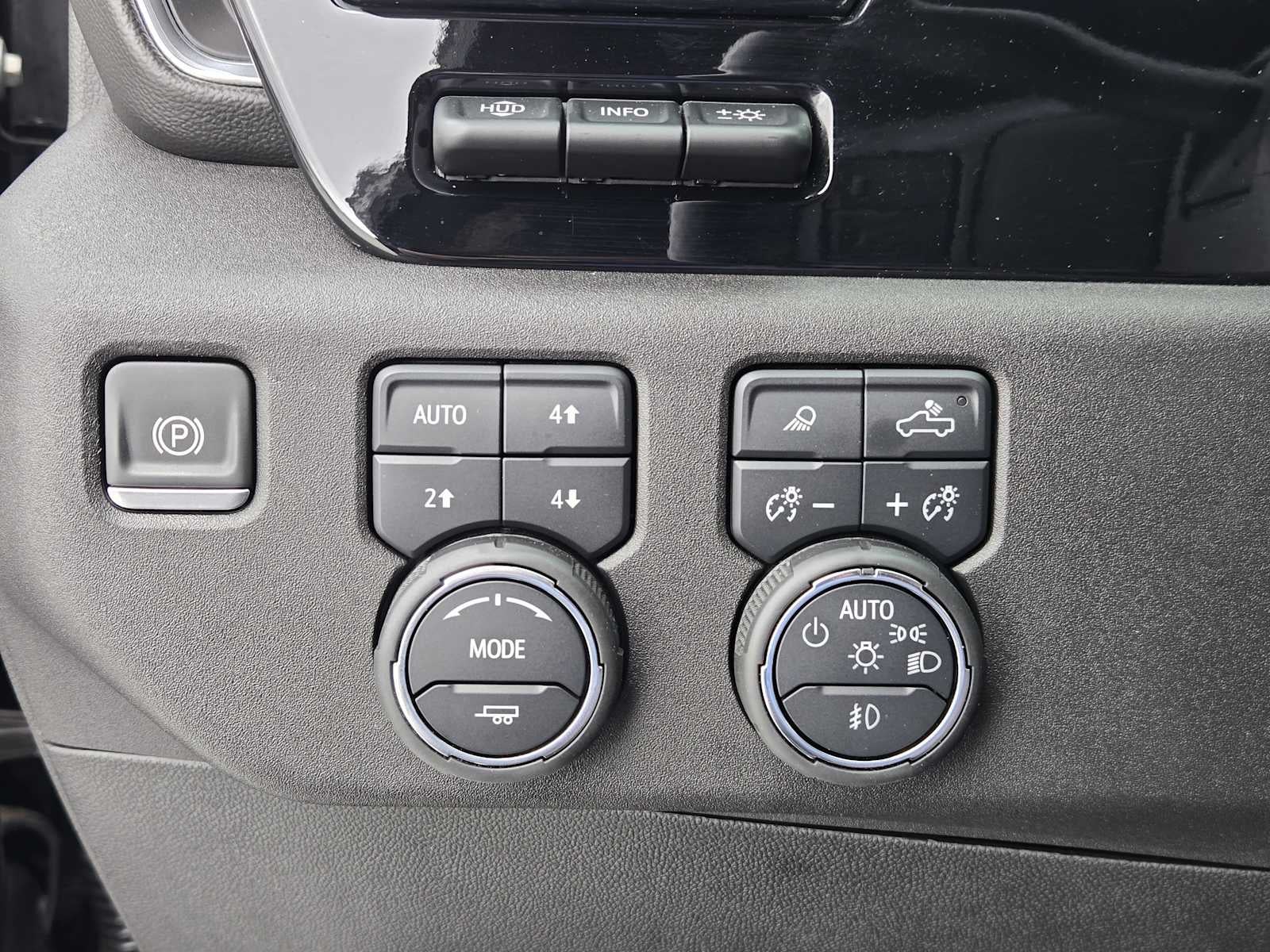 2025 Chevrolet Silverado 3500 HD High Country