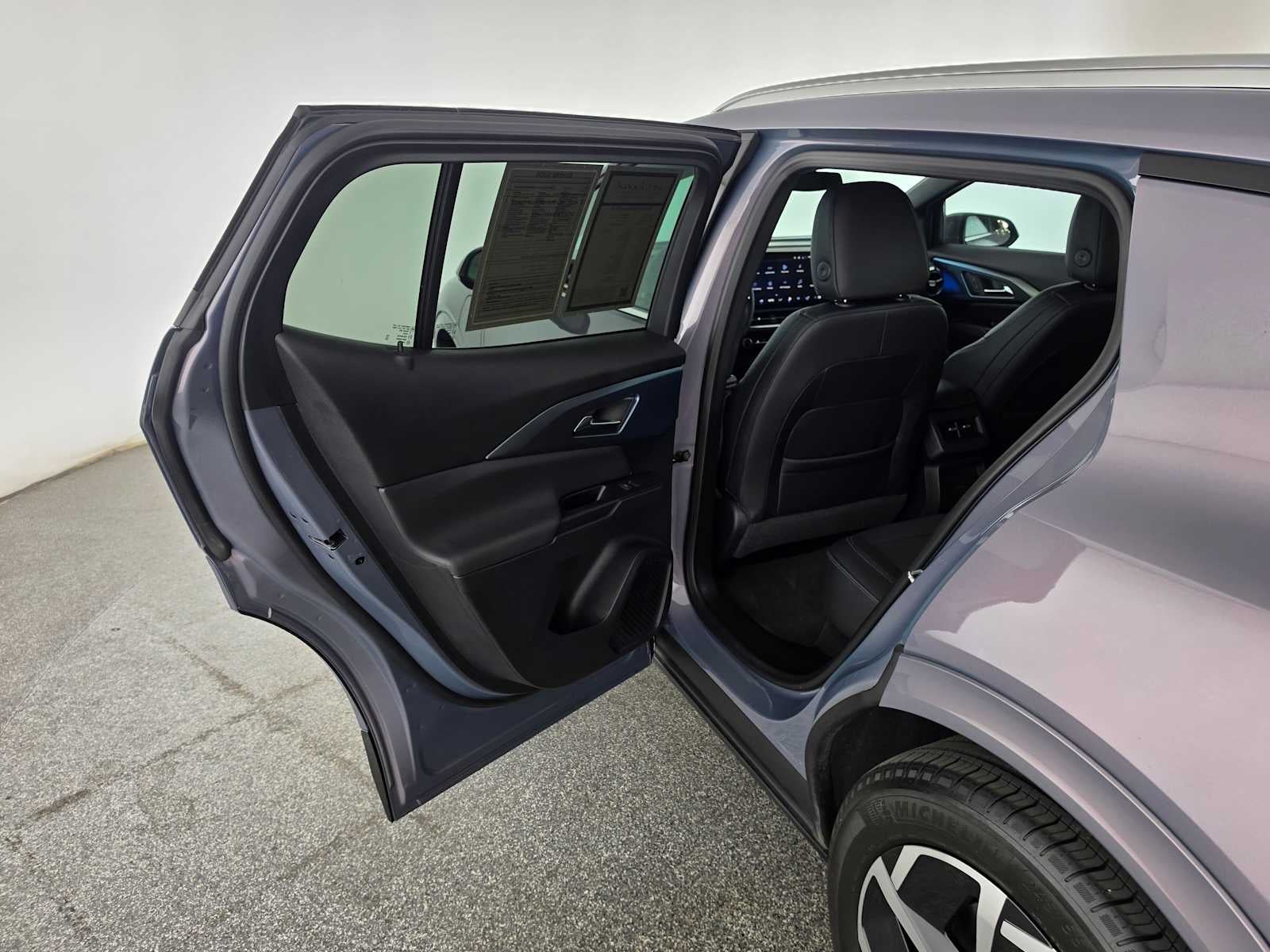 2024 Chevrolet Equinox EV 2LT