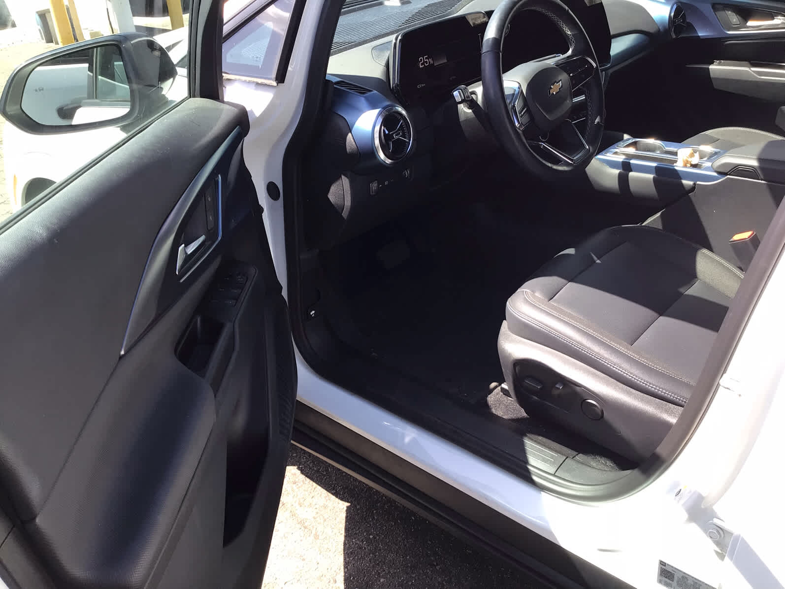 2024 Chevrolet Equinox EV 2LT