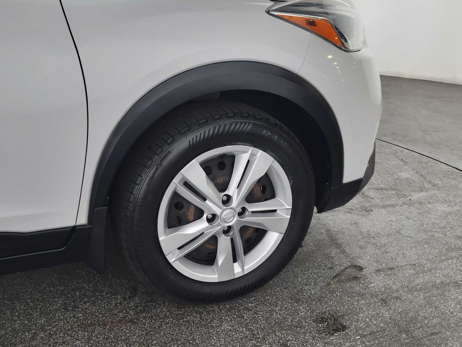 2020 Nissan Kicks S