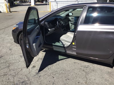 2015 Toyota Camry Hybrid LE