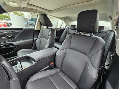 2024 Lexus ES ES 300h