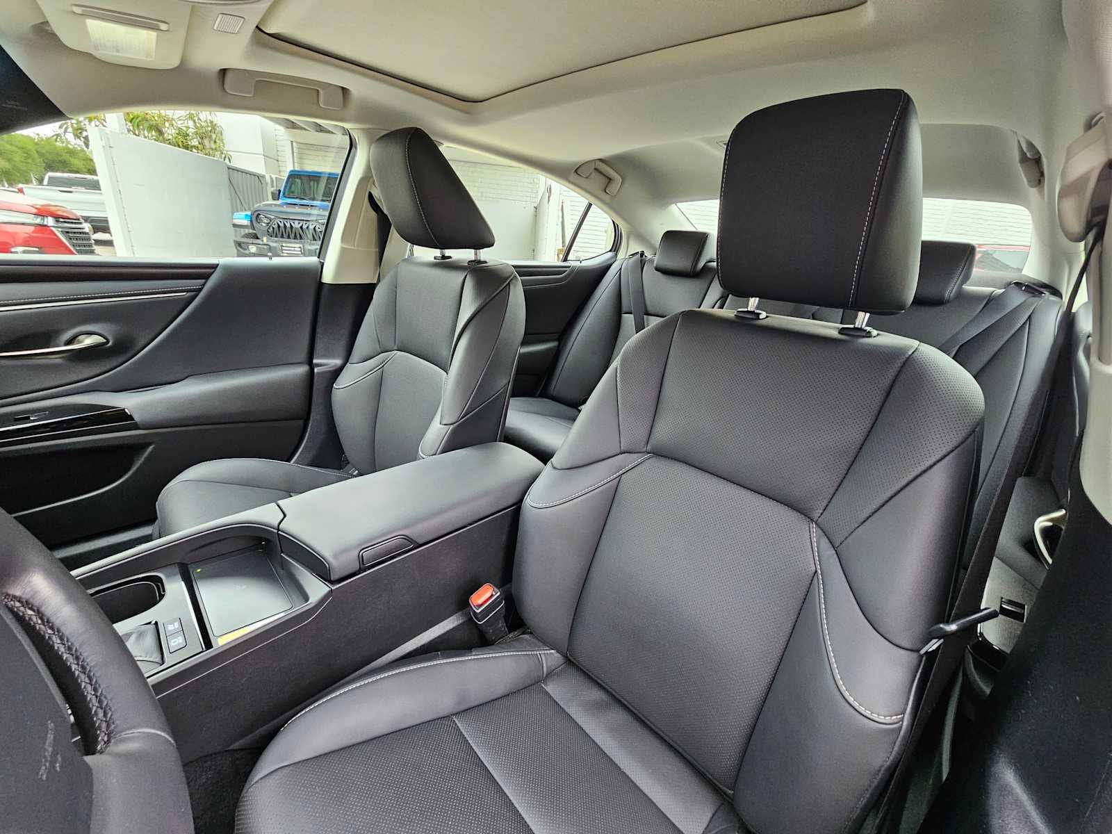 2024 Lexus ES ES 300h