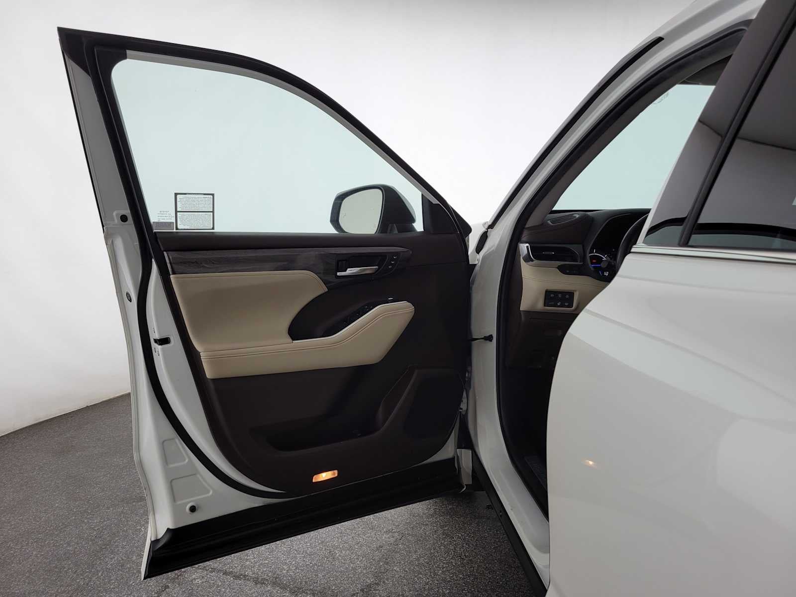 2021 Toyota Highlander Hybrid Limited