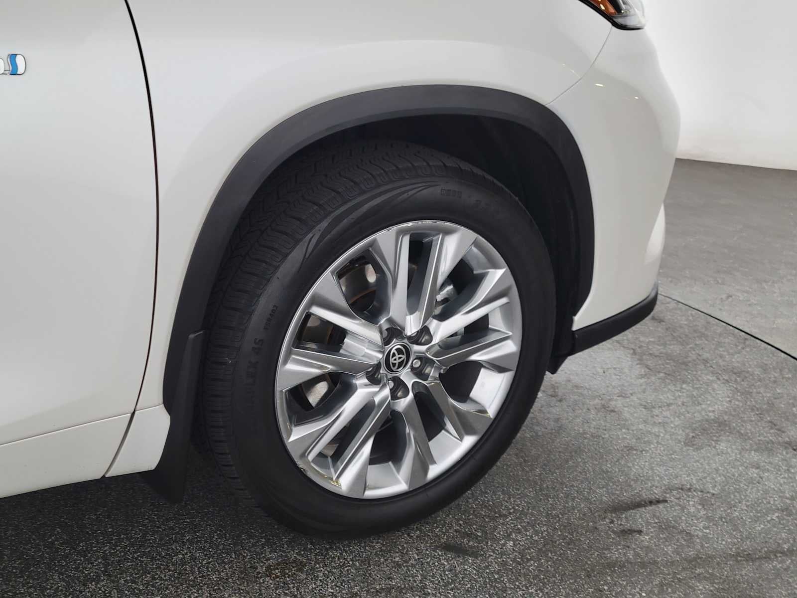 2021 Toyota Highlander Hybrid Limited