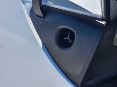 2026 Tesla Model Y Premium