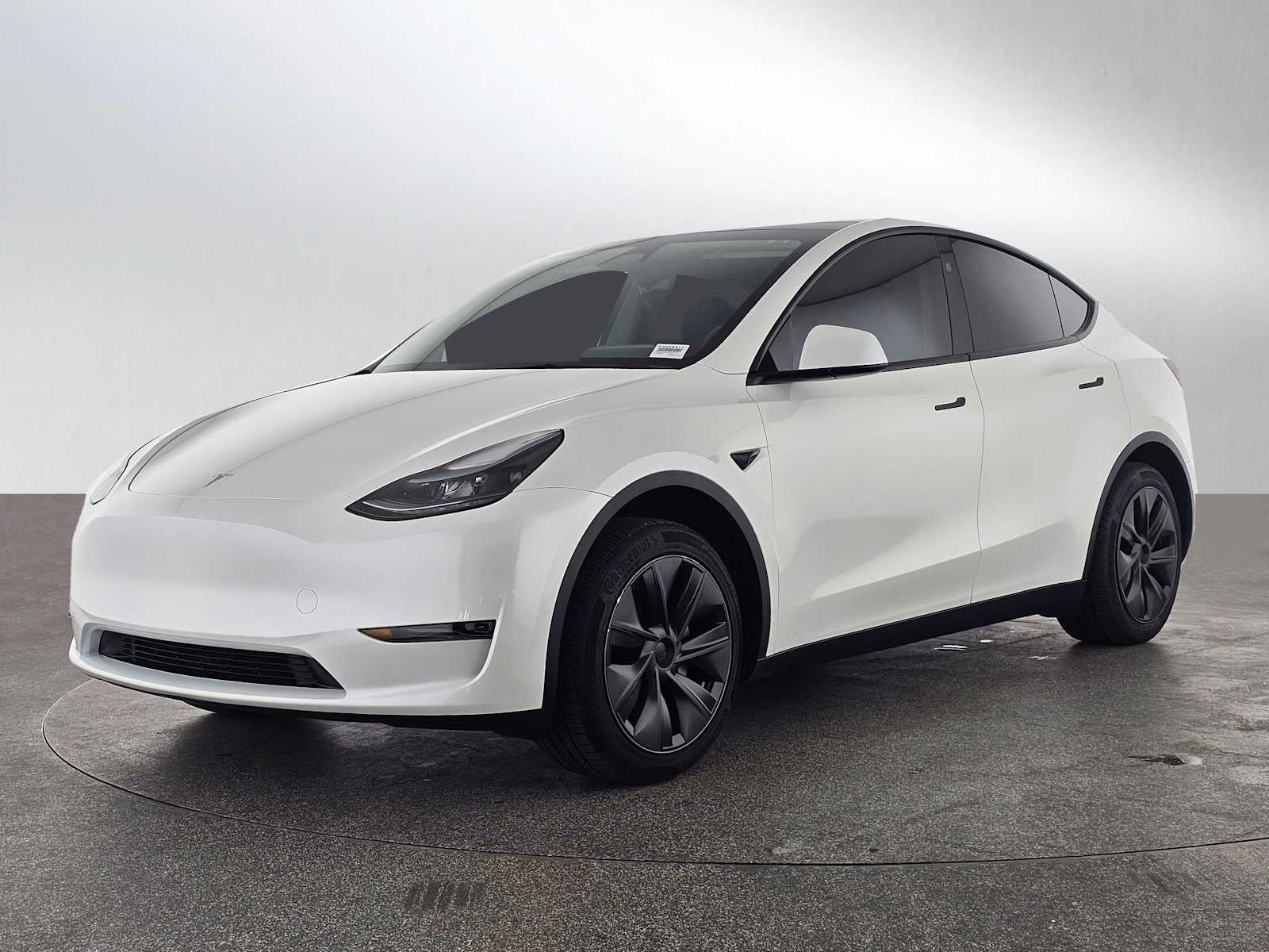 2025 Tesla Model Y Long Range