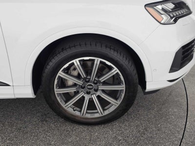 2023 Audi Q7 Premium Plus