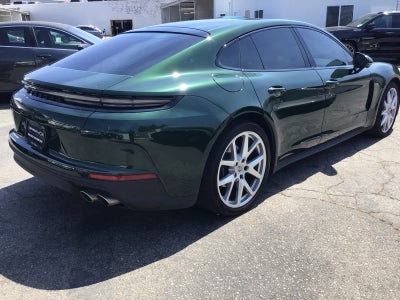 2026 Porsche Panamera 4DR RWD