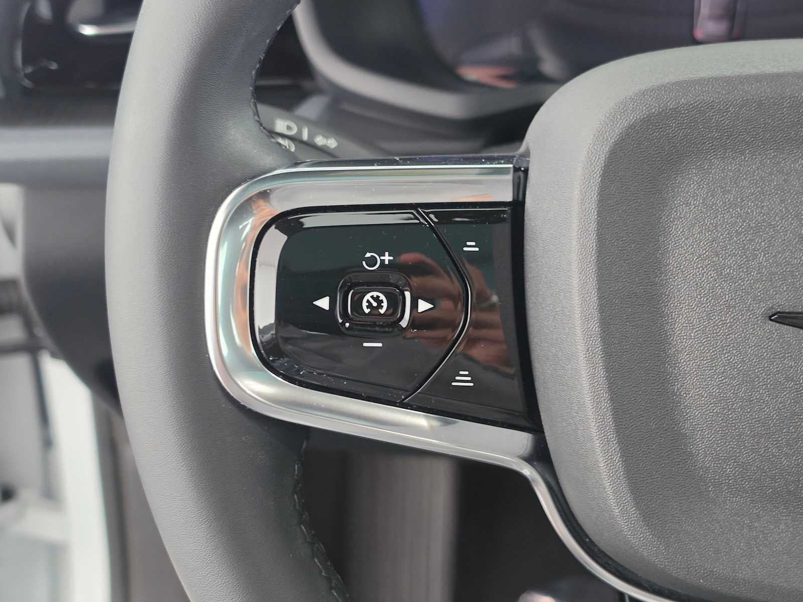 2024 POLESTAR 2 4DR SING MOTR LON