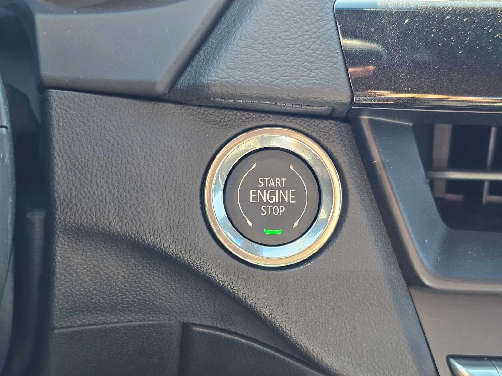 2026 Cadillac CT4 V-Series - Photo 29