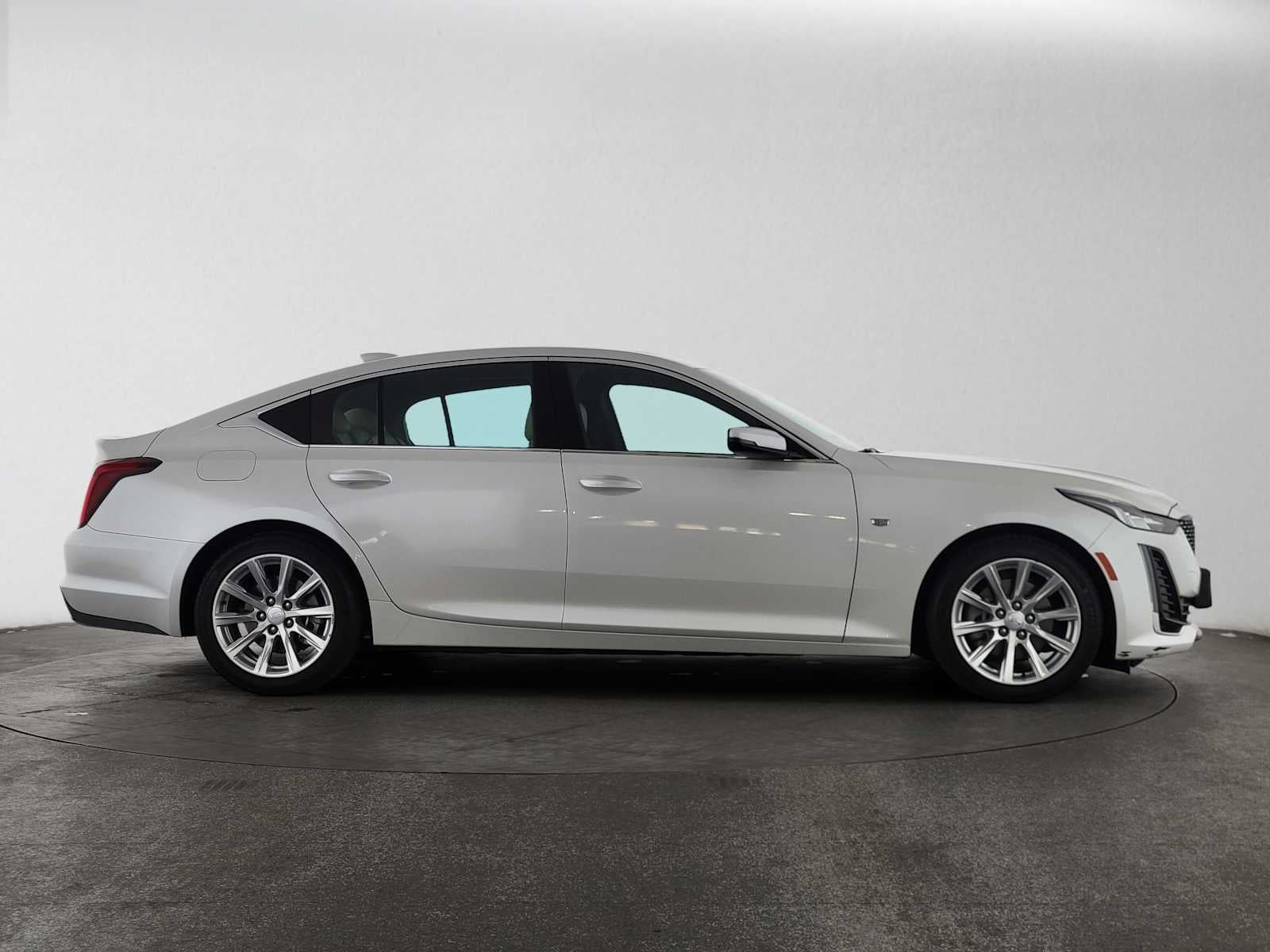 2024 Cadillac CT5 Luxury