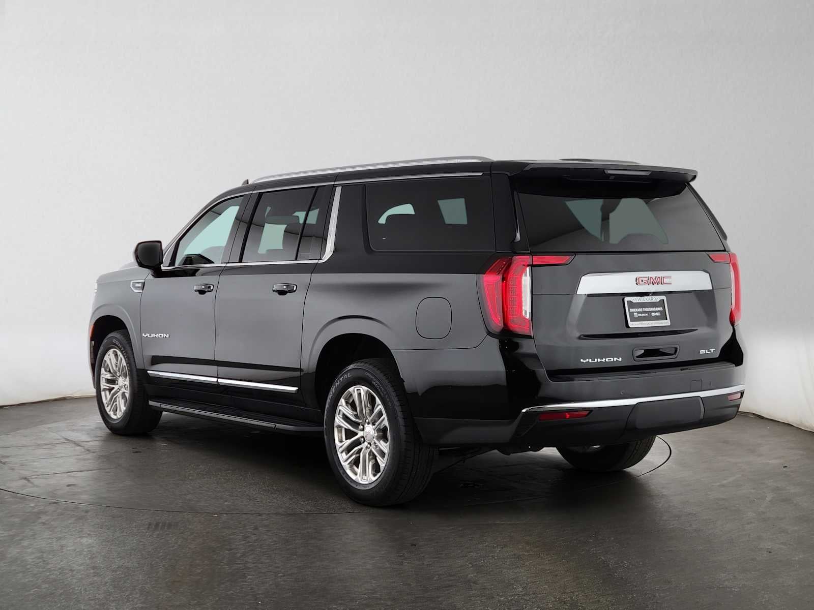 2023 GMC Yukon XL SLT