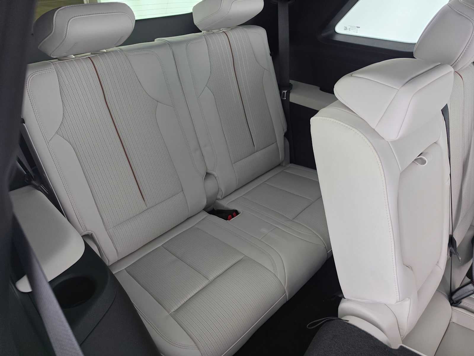 2027 Cadillac VISTIQ Luxury
