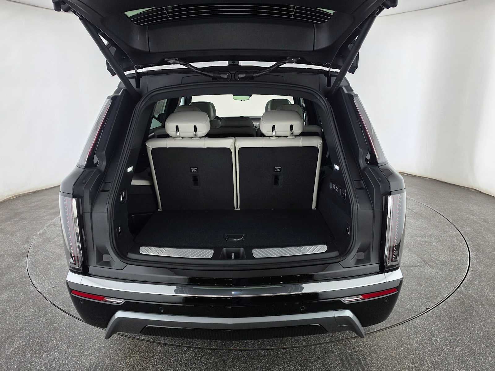 2027 Cadillac VISTIQ Luxury