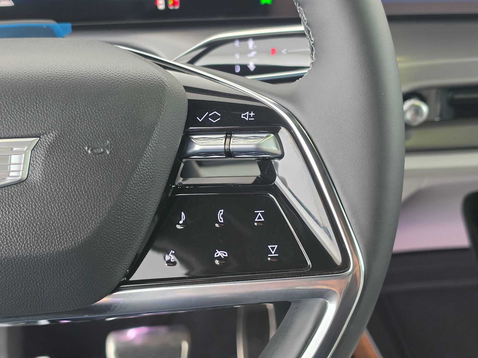 2027 Cadillac VISTIQ Luxury
