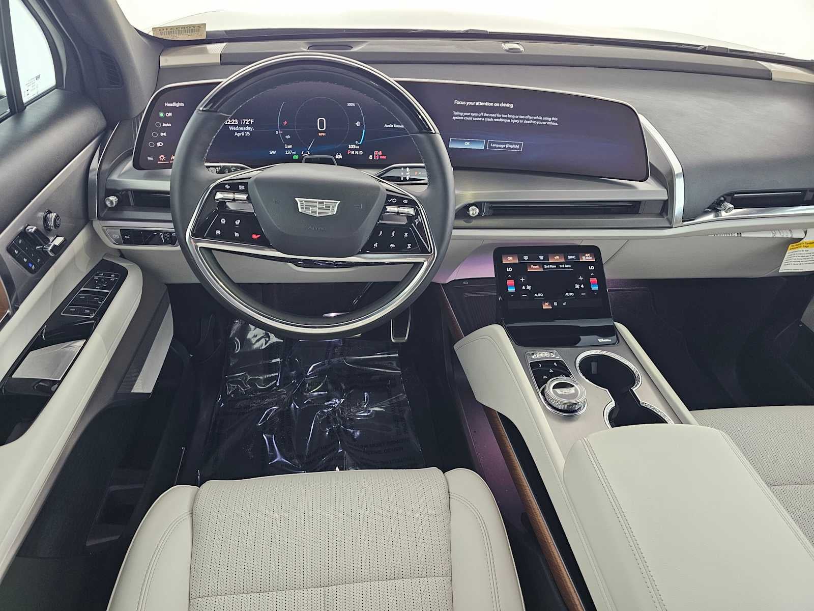 2026 Cadillac VISTIQ Luxury