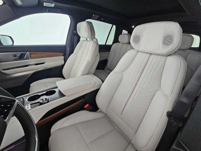 2026 Cadillac VISTIQ Luxury