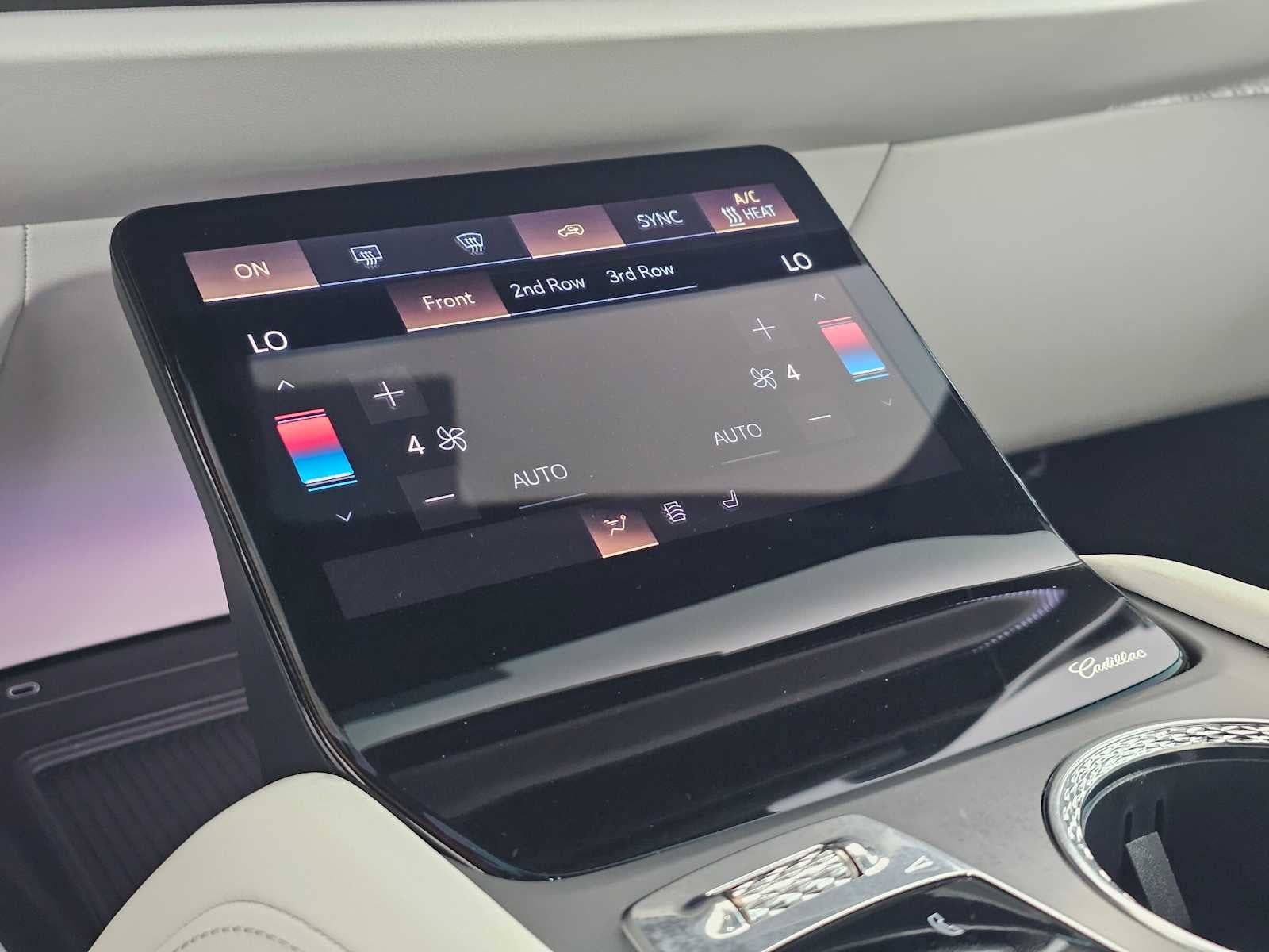 2026 Cadillac VISTIQ Luxury