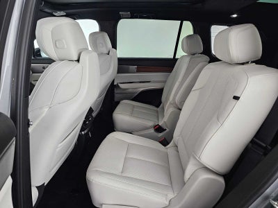 2026 Cadillac VISTIQ Luxury