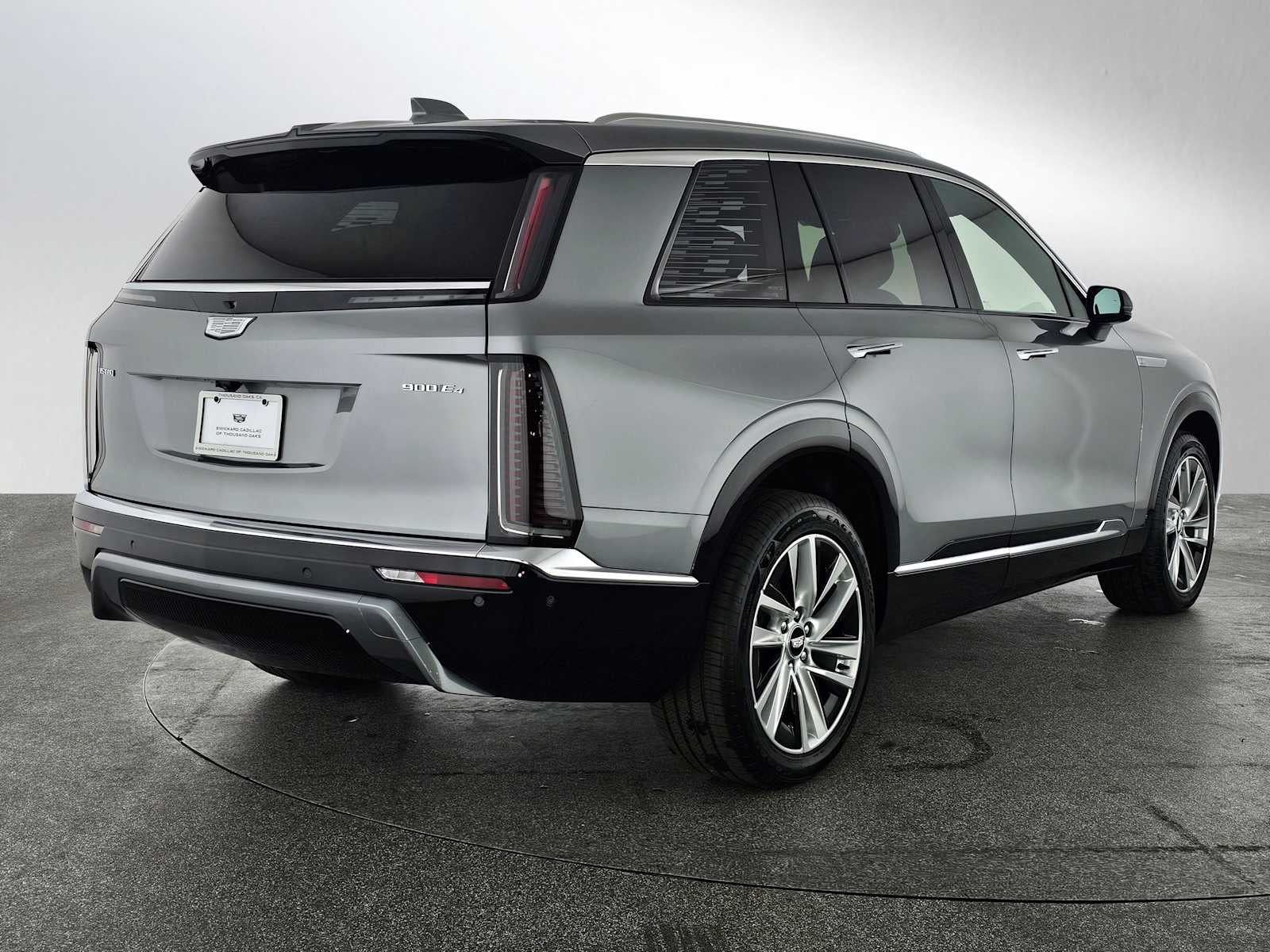 2026 Cadillac VISTIQ Luxury