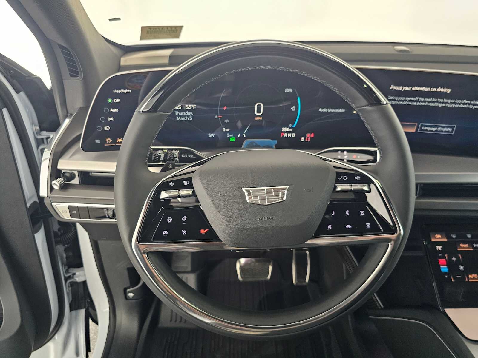 2026 Cadillac VISTIQ Luxury