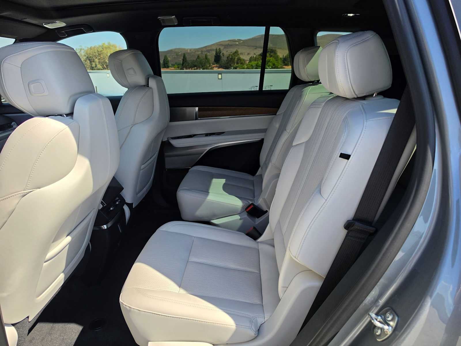 2027 Cadillac VISTIQ Luxury