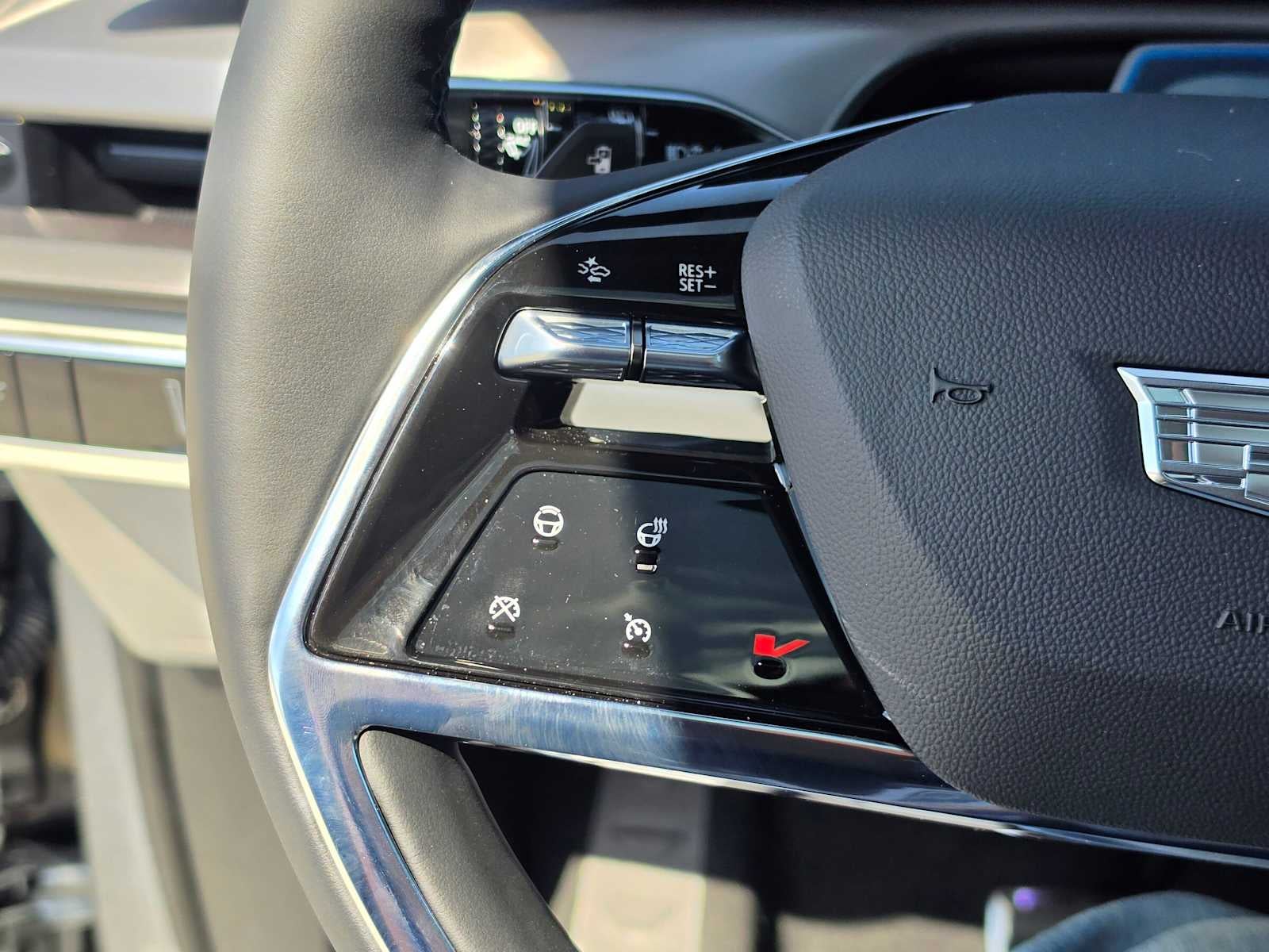 2027 Cadillac VISTIQ Luxury