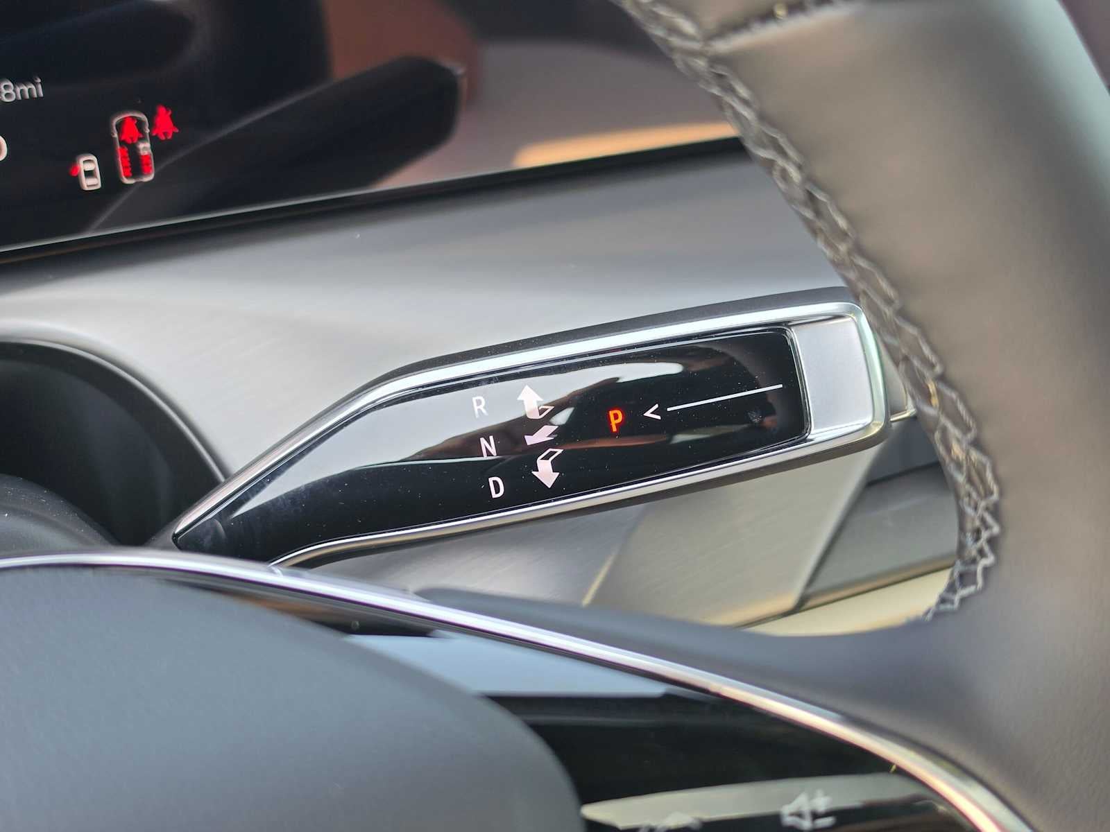2027 Cadillac VISTIQ Luxury