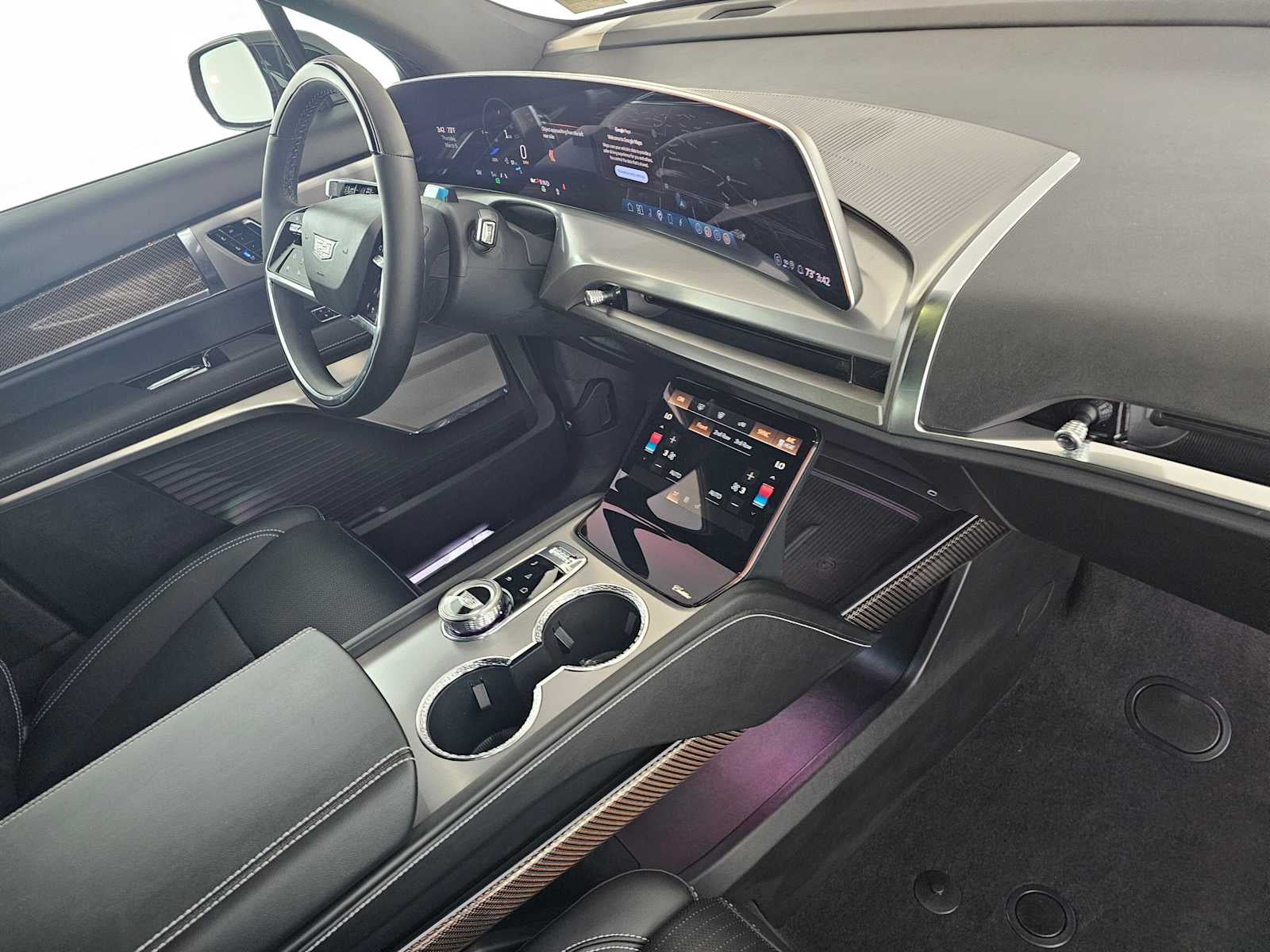 2026 Cadillac VISTIQ Luxury