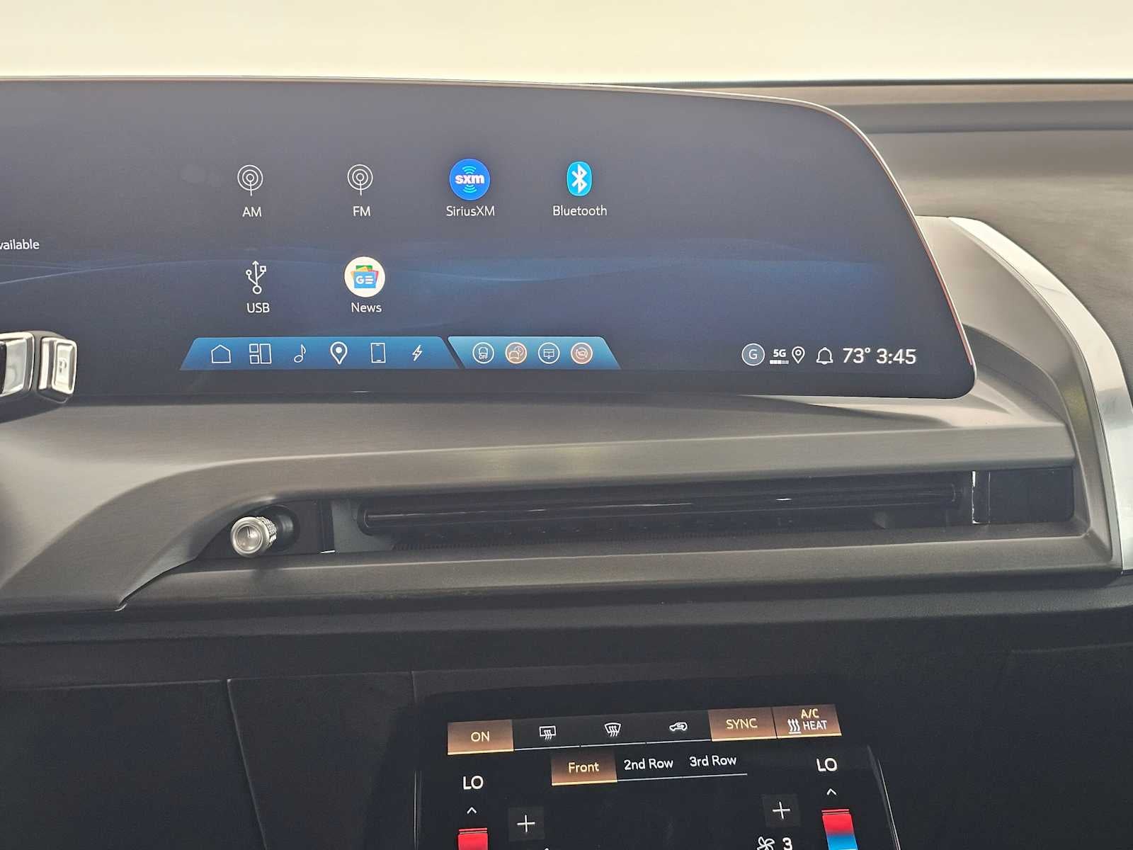 2026 Cadillac VISTIQ Luxury