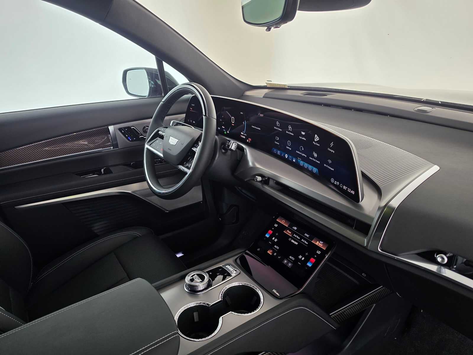 2027 Cadillac VISTIQ Luxury