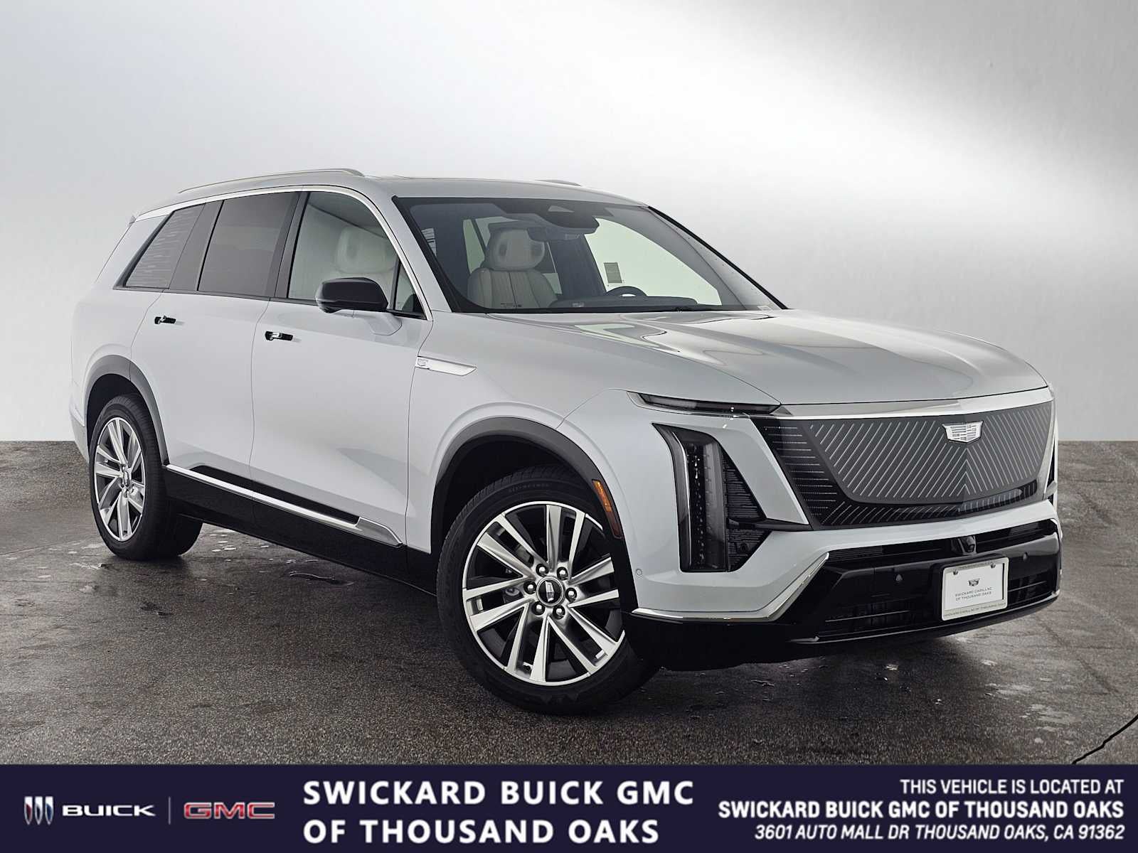 2026 Cadillac VISTIQ Luxury
