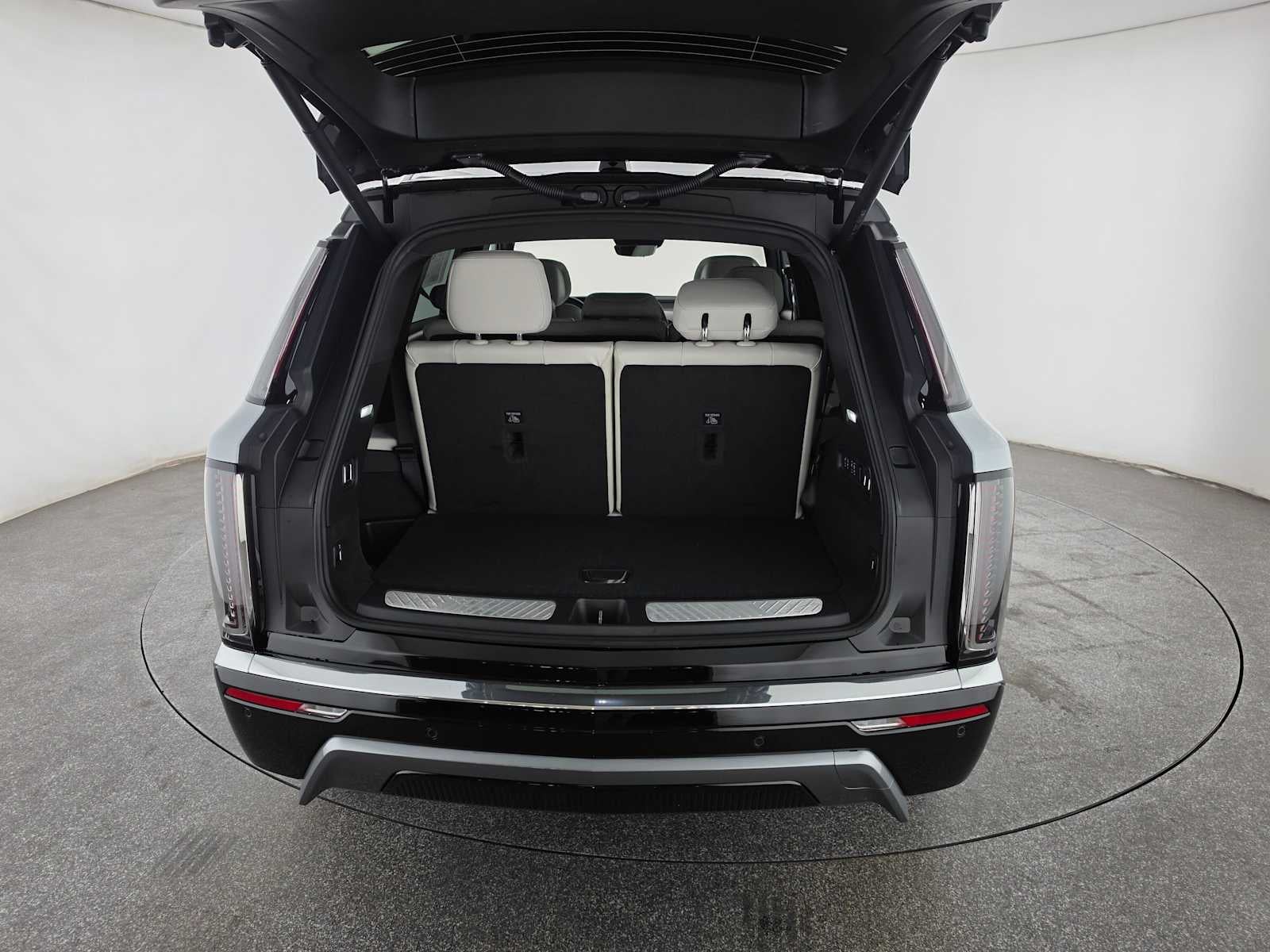 2027 Cadillac VISTIQ Luxury