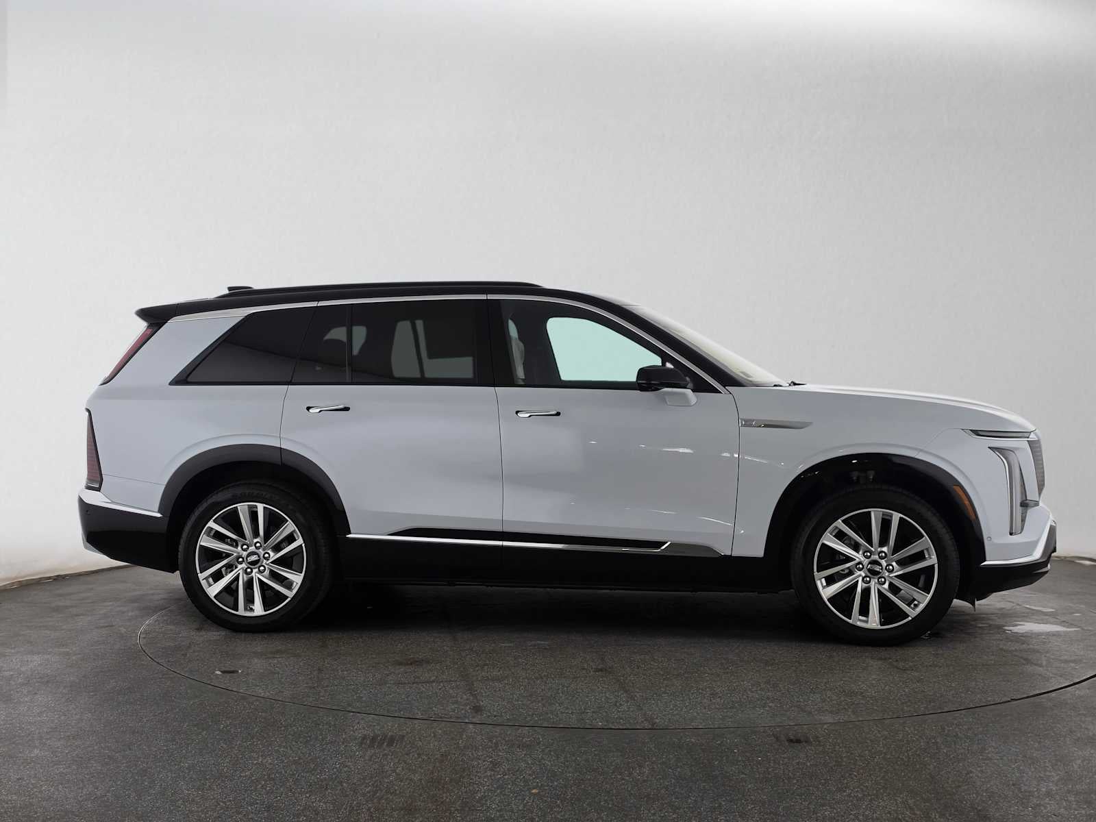 2027 Cadillac VISTIQ Luxury