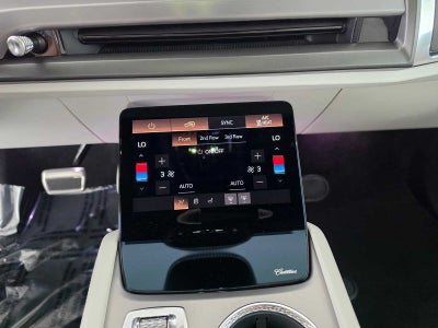 2027 Cadillac VISTIQ Luxury