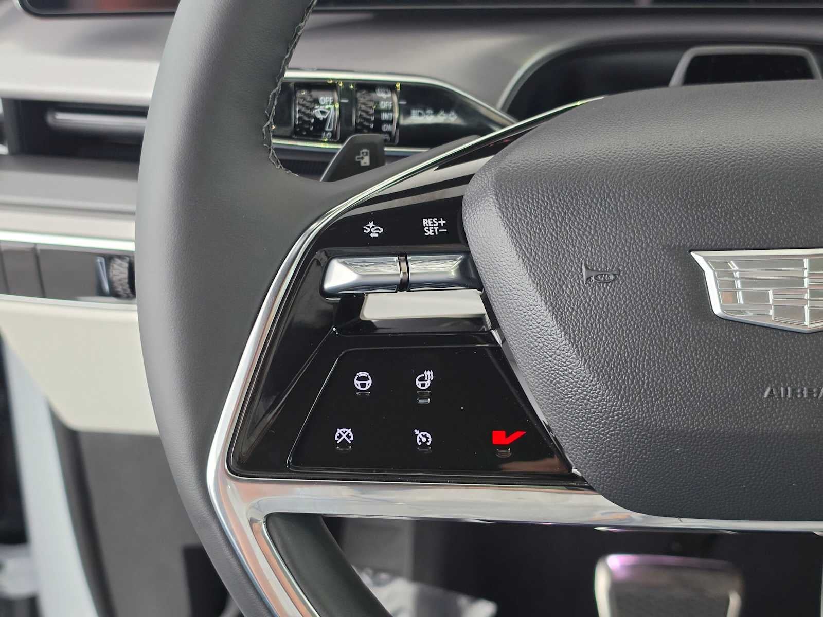 2027 Cadillac VISTIQ Luxury