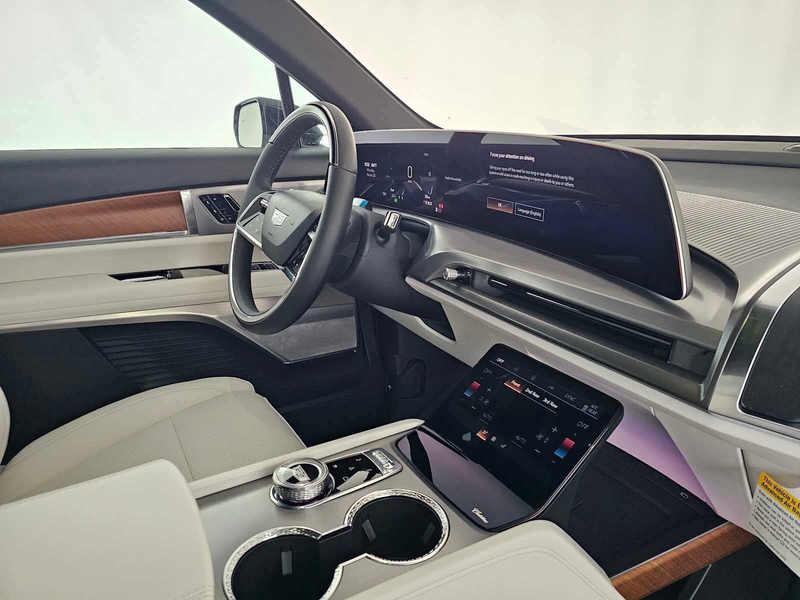 2026 Cadillac VISTIQ Luxury