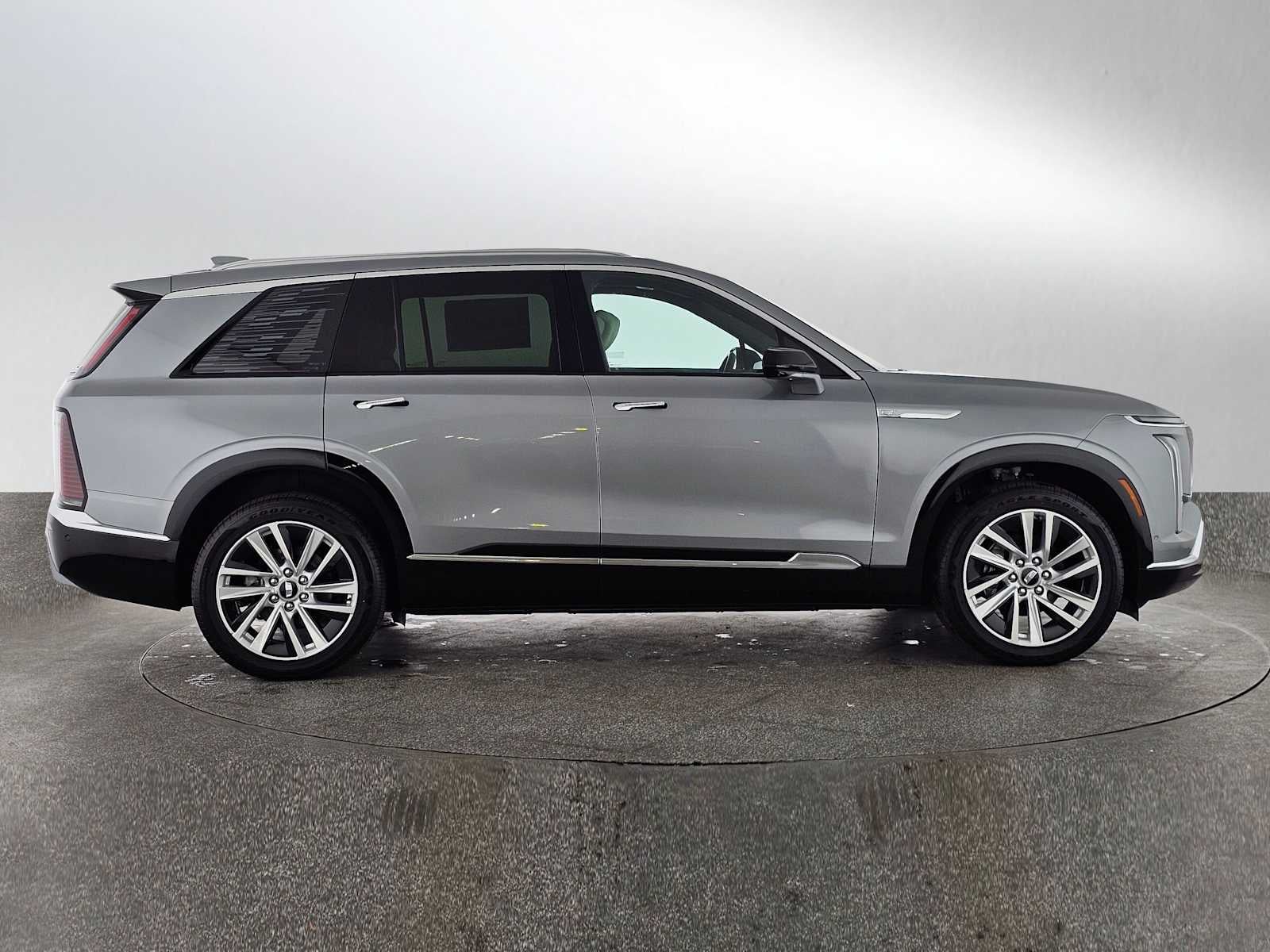 2026 Cadillac VISTIQ Luxury