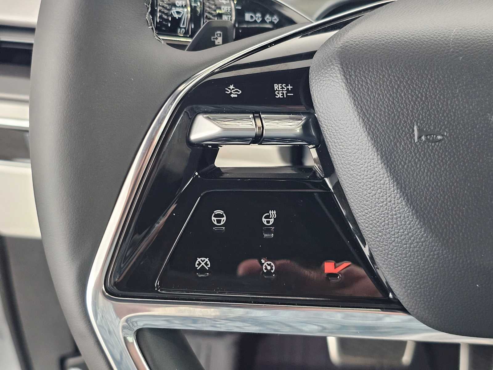 2026 Cadillac VISTIQ Luxury