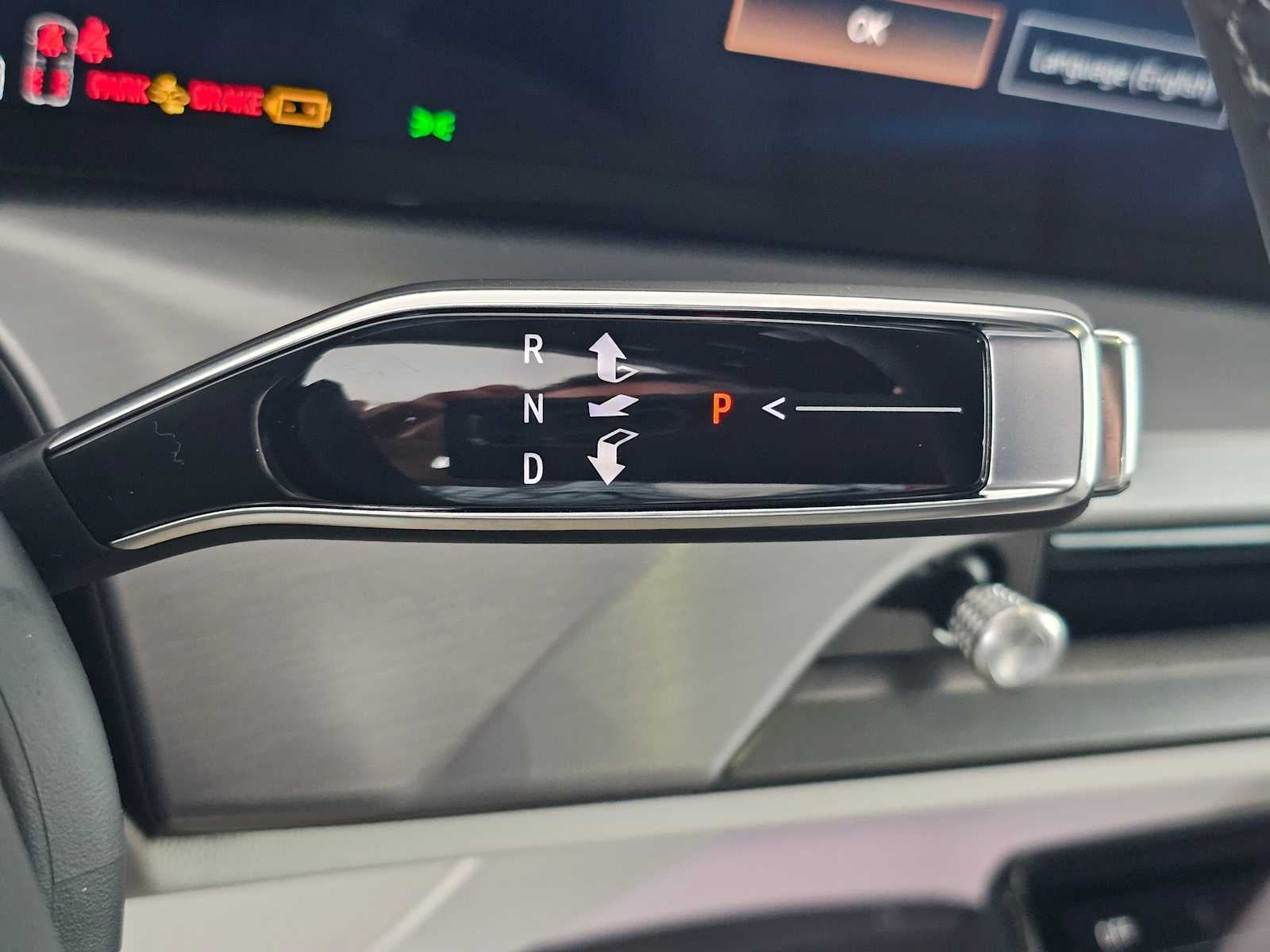 2026 Cadillac VISTIQ Luxury