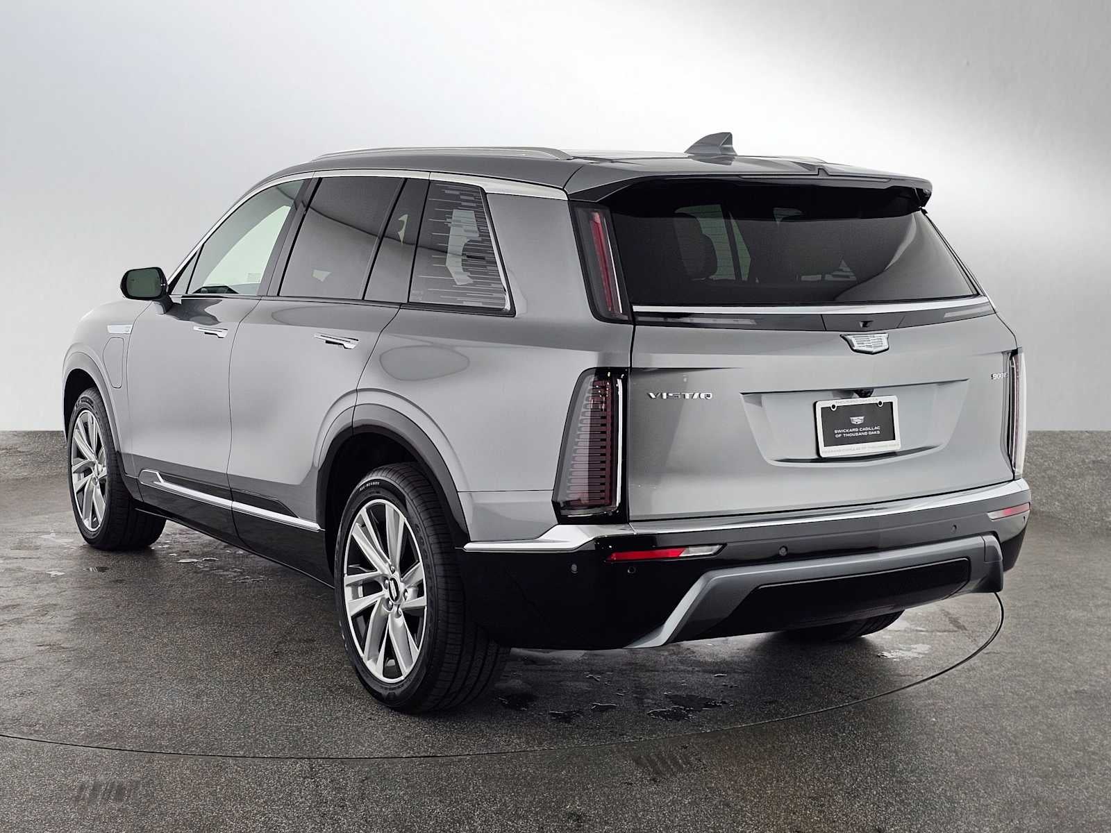 2026 Cadillac VISTIQ Luxury