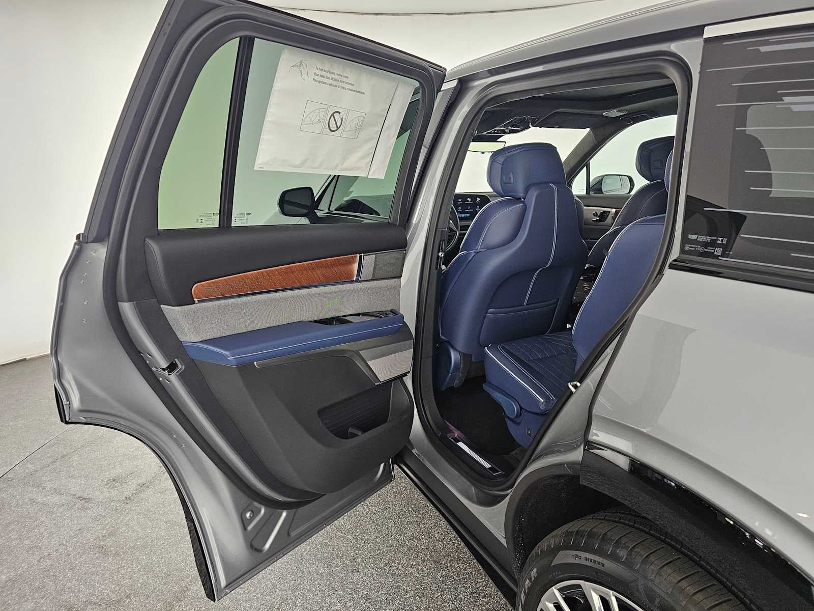 2026 Cadillac VISTIQ Premium Luxury