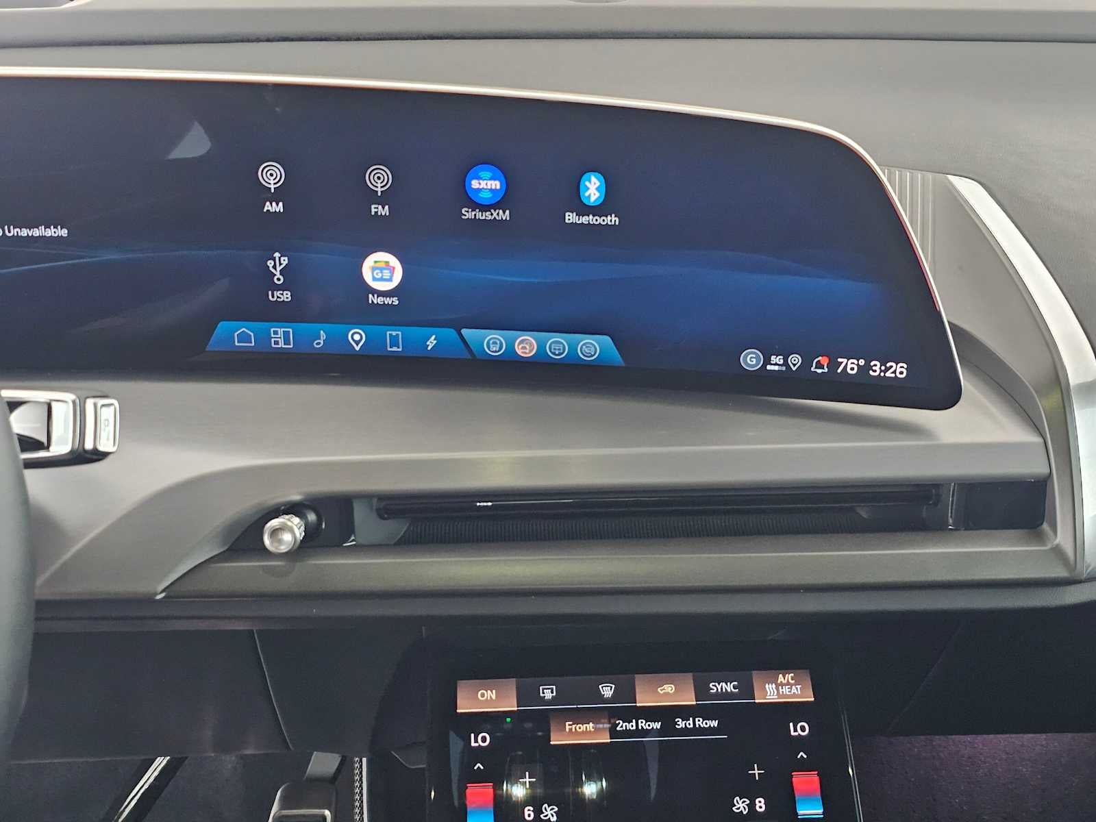 2026 Cadillac VISTIQ Sport