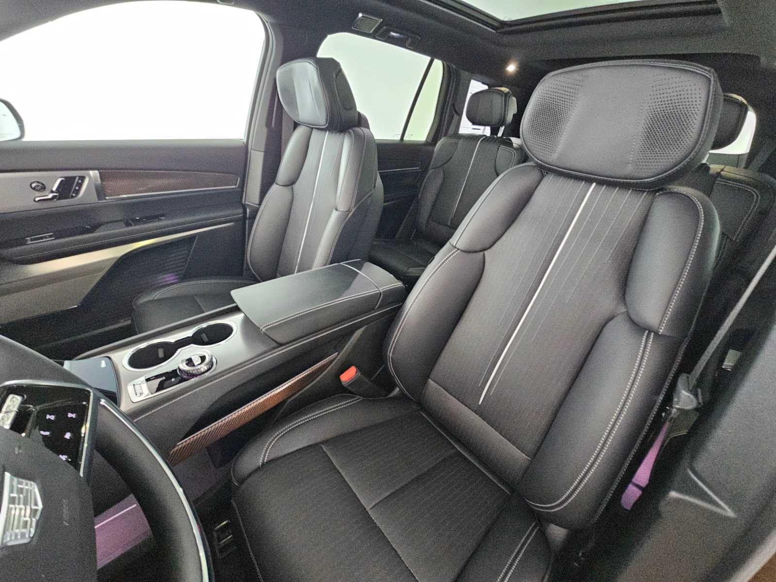 2026 Cadillac VISTIQ Sport